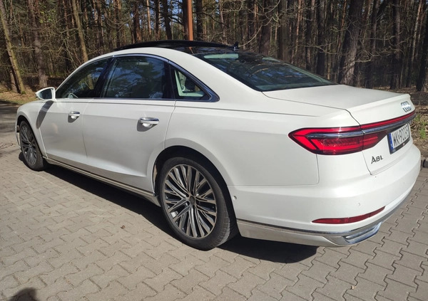 Audi A8 cena 210000 przebieg: 97000, rok produkcji 2019 z Warszawa małe 667